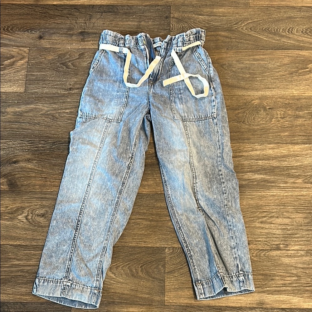 Kensie Light Blue Women's Jeans with White Tie
